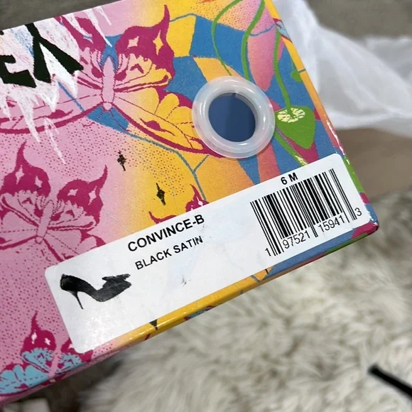 Jeffrey Campbell Women's Convince Bow Pointed Toe Pumps - Picture 6 of 7